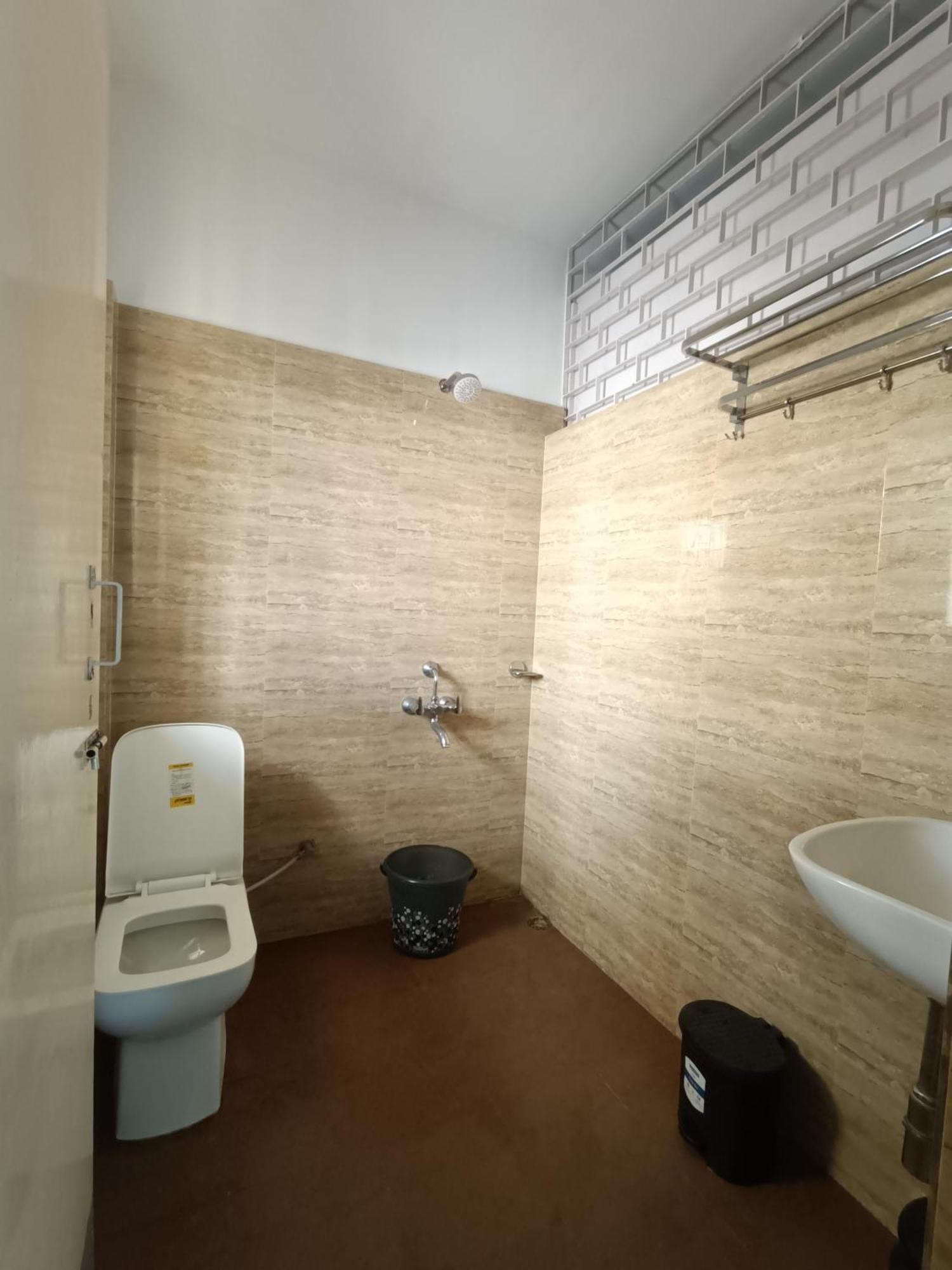 Riverview Guest House Гувахати Экстерьер фото