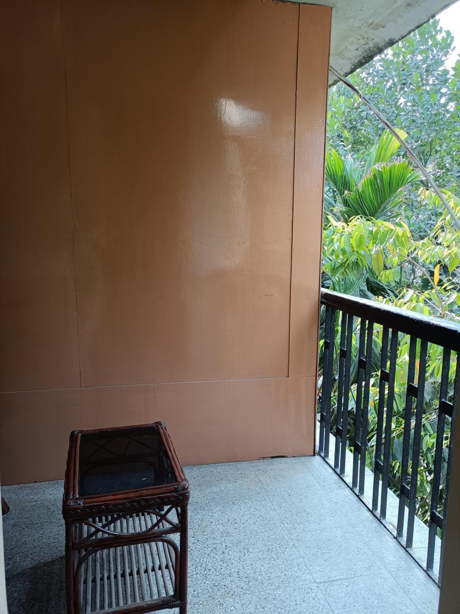 Riverview Guest House Гувахати Экстерьер фото